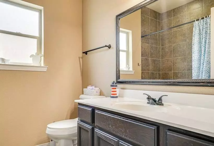 Pet Friendly Santa Teresa Home W/ Patio & Grill!