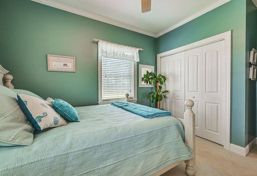 Riverfront Aurora Home W/ Deck & Private Pier!