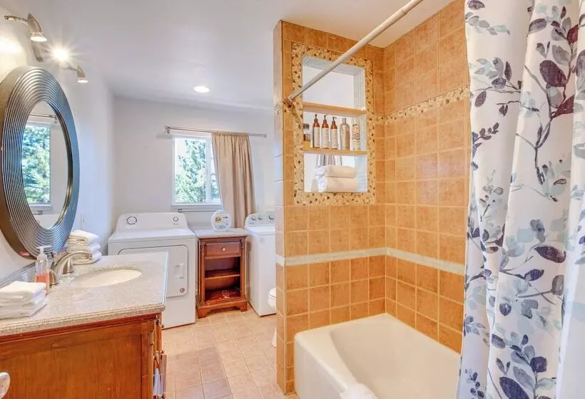 Scenic Home W/ Sauna   7 Mi To Heavenly Mountain!