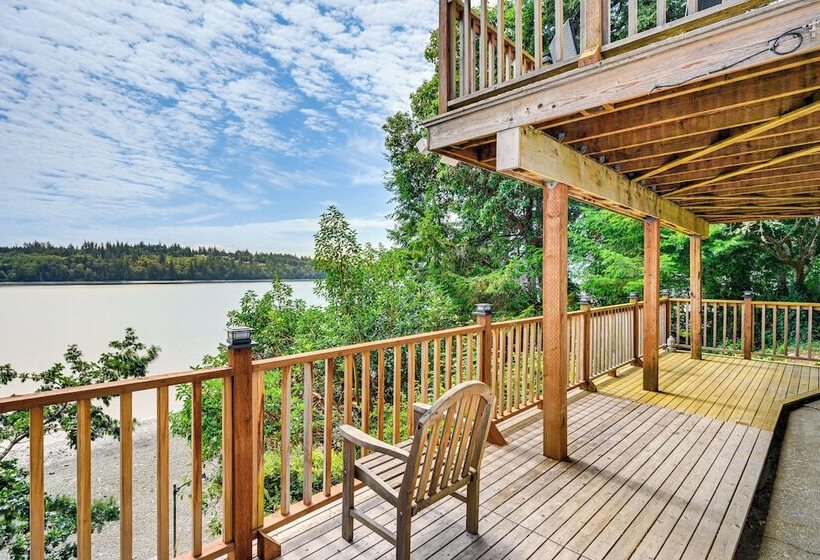 Serene Shelton Sanctuary W/ Private Beach & Kayaks