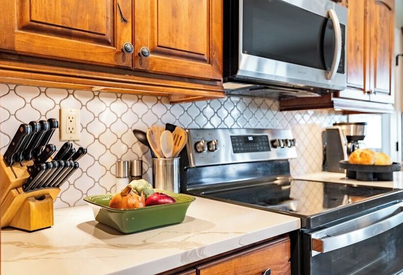 Sheena By Avantstay Private Pool, Firepit, Ping Pong