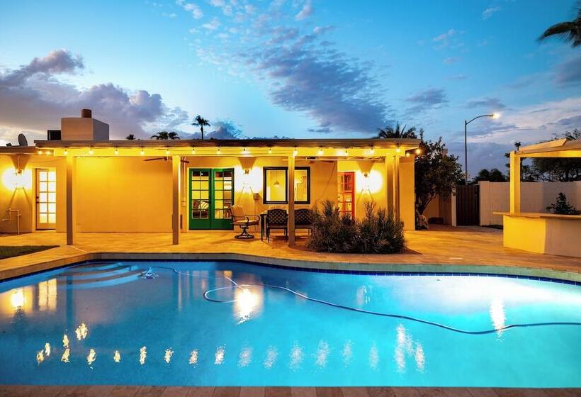 Sheena By Avantstay Private Pool, Firepit, Ping Pong