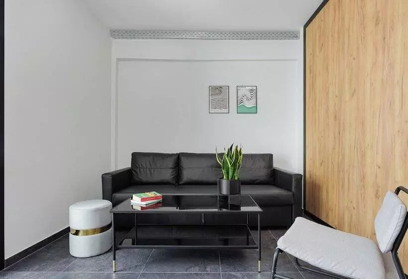 The Urbanist Inner City Residences