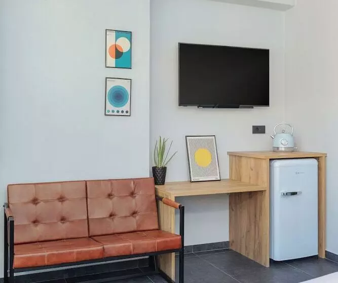 The Urbanist Inner City Residences