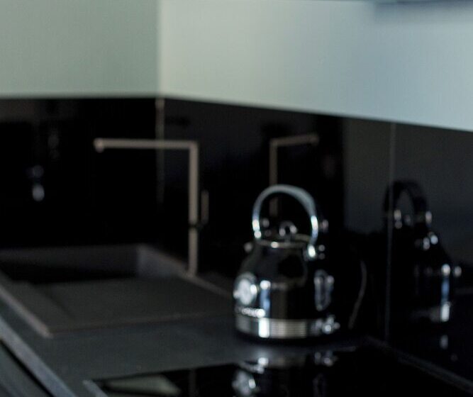 The Urbanist Inner City Residences