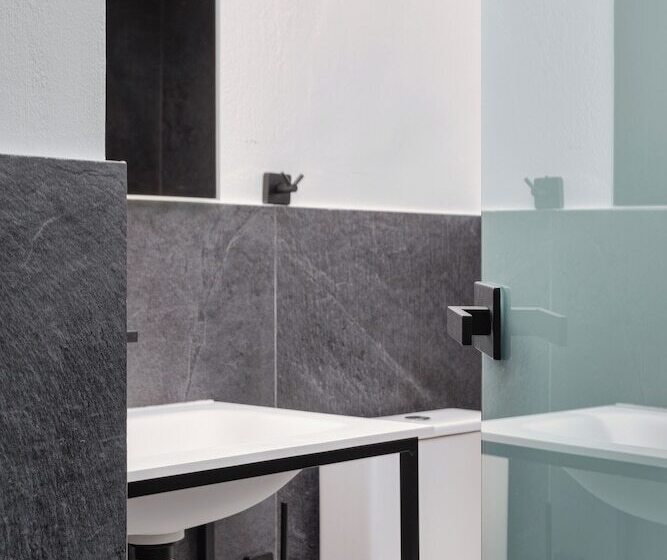 The Urbanist Inner City Residences