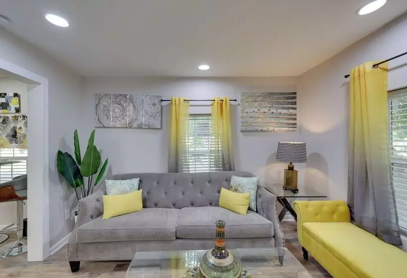 Walkable Greenville Home Near Dtwn