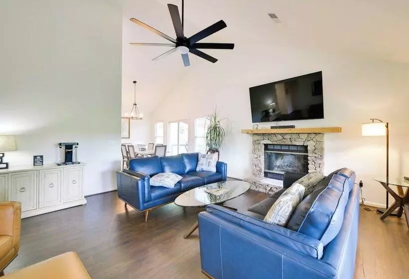 Dock + Fire Pit: Waterfront Lake Martin Retreat!