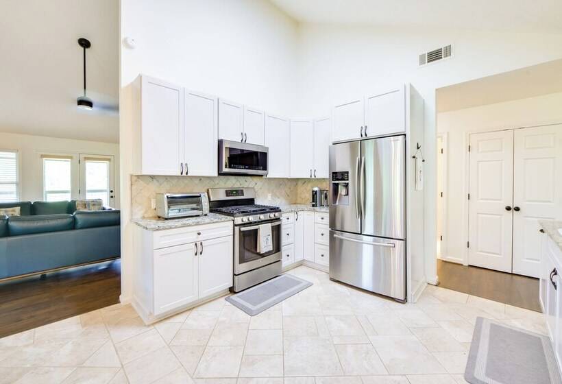 Dock + Fire Pit: Waterfront Lake Martin Retreat!