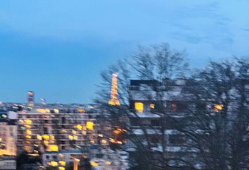 호스텔 La Défense Arena3km&stade Yves Du Manoir