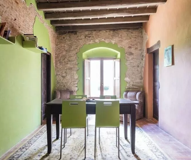 Retkeilymaja Santuari Del Coll