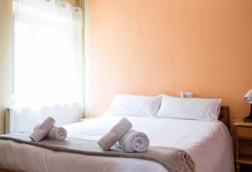 فندق صغير Santuari Del Coll