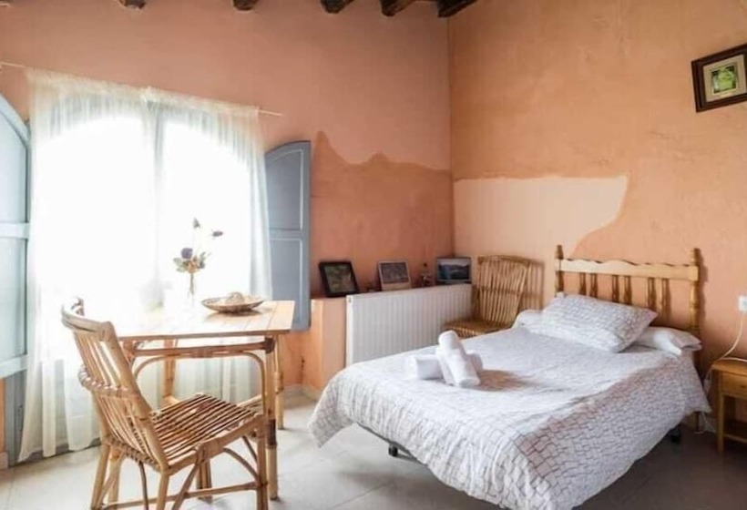 فندق صغير Santuari Del Coll