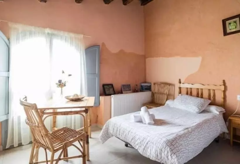 Retkeilymaja Santuari Del Coll