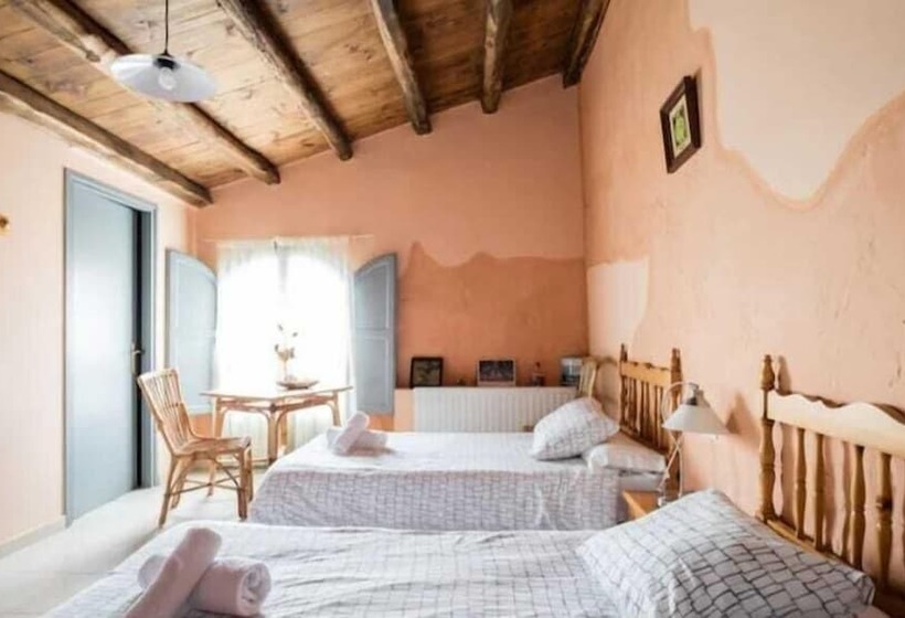 فندق صغير Santuari Del Coll