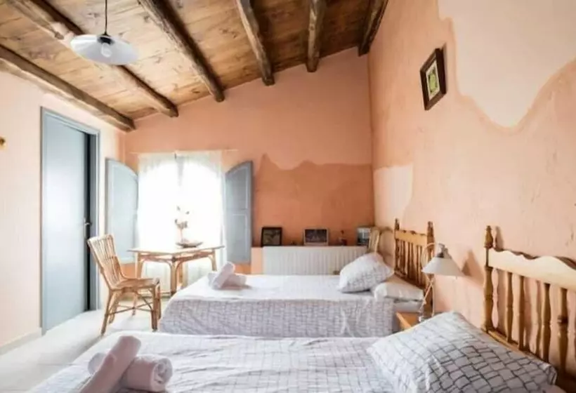 Retkeilymaja Santuari Del Coll