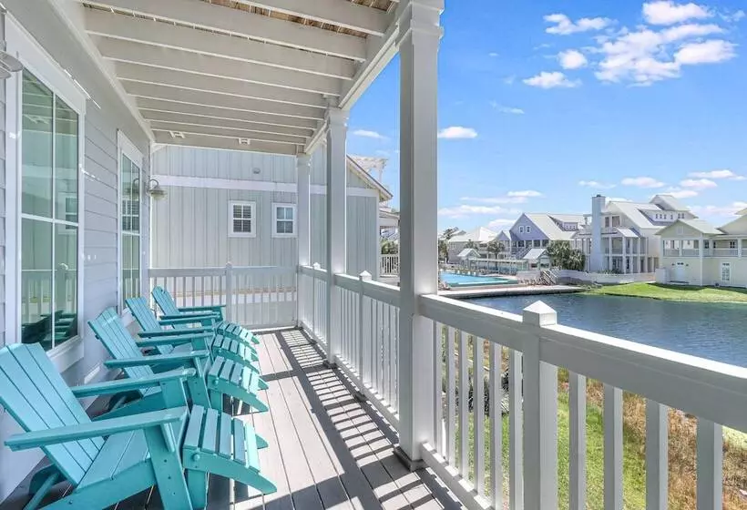 Beached Inn 236 Be