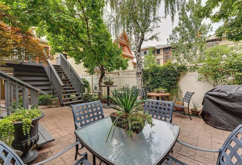 Central Boise Mansion Close To Dtwn, River & Bsu!