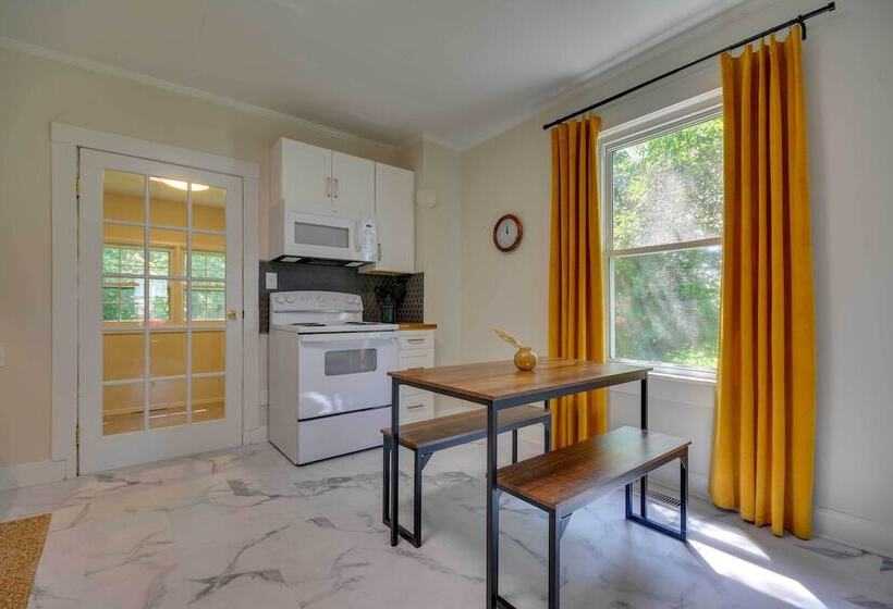 Charming Danville Home: 1/2 Mi To Caesars Virginia