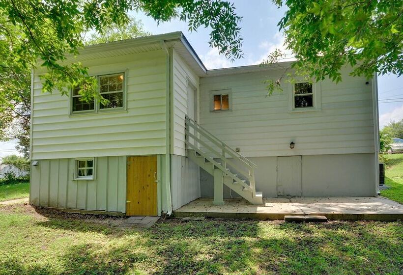 Charming Danville Home: 1/2 Mi To Caesars Virginia