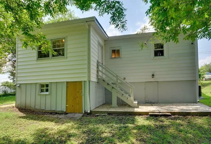 Charming Danville Home: 1/2 Mi To Caesars Virginia