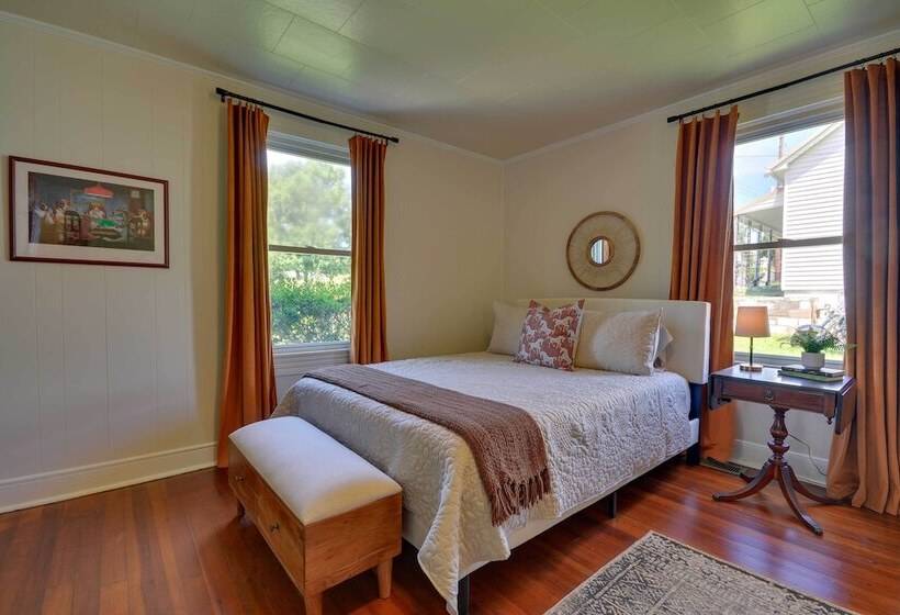 Charming Danville Home: 1/2 Mi To Caesars Virginia
