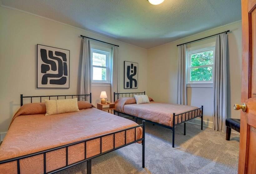 Charming Danville Home: 1/2 Mi To Caesars Virginia