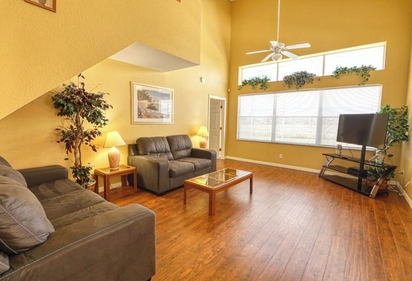 Clifford S Pinewood Estates Vacation Home