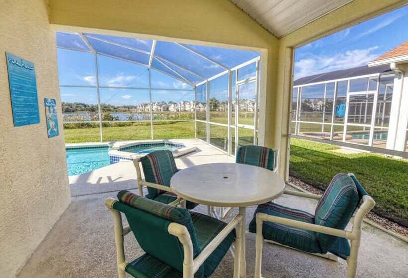 Clifford S Pinewood Estates Vacation Home