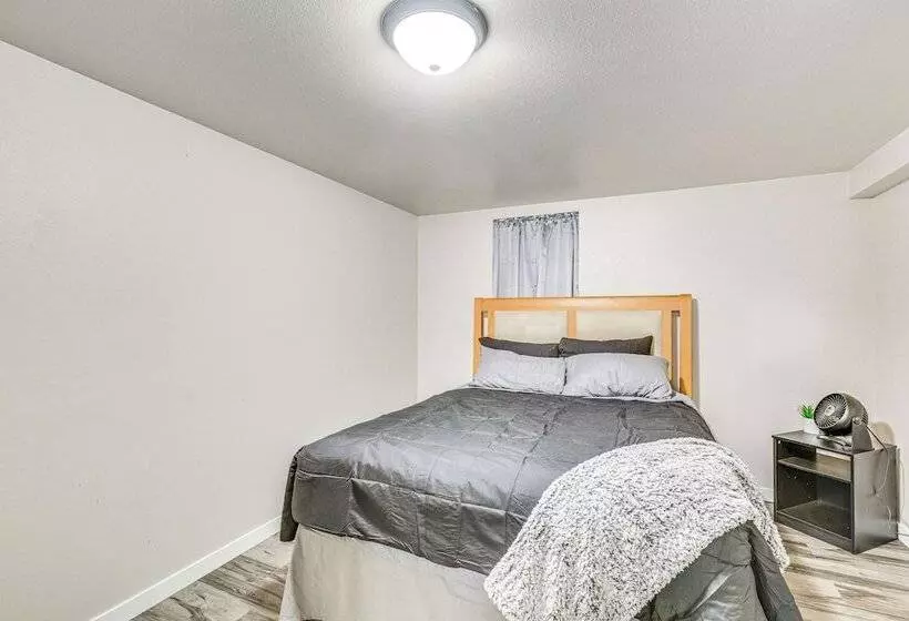 Cozy Sturgis Retreat   Walk To Main St & Saloons!