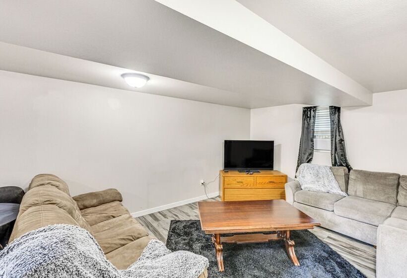 Cozy Sturgis Retreat   Walk To Main St & Saloons!