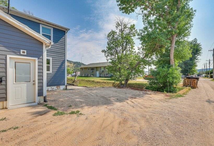 Cozy Sturgis Retreat   Walk To Main St & Saloons!