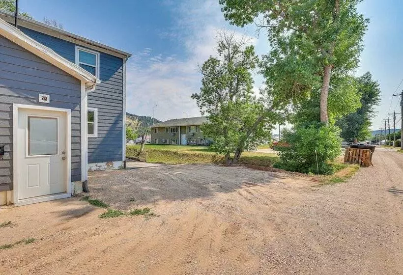 Cozy Sturgis Retreat   Walk To Main St & Saloons!