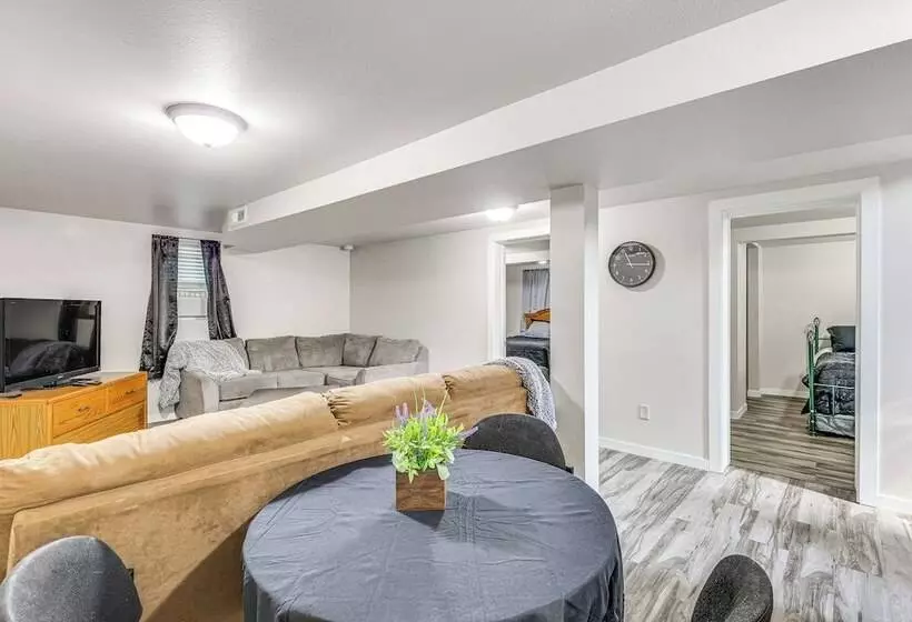 Cozy Sturgis Retreat   Walk To Main St & Saloons!