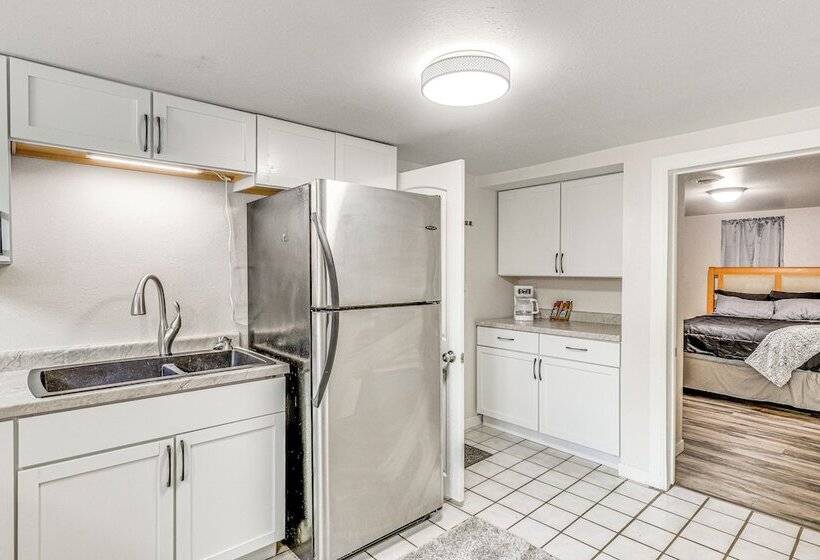 Cozy Sturgis Retreat   Walk To Main St & Saloons!