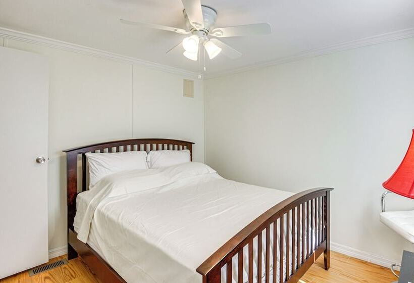 Crescent City Home W/ Charcoal Grill: Near 3 Lakes