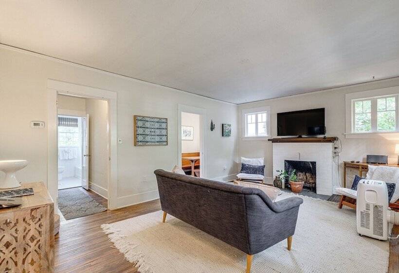 Dog Friendly  Columbia Cottage  In Hood River!