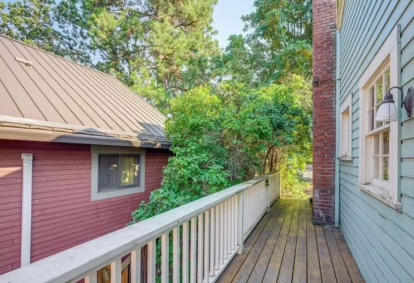 Dog Friendly  Columbia Cottage  In Hood River!