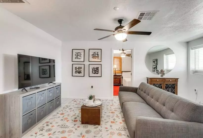 El Paso Home ~ 2 Mi To University Medical Center!