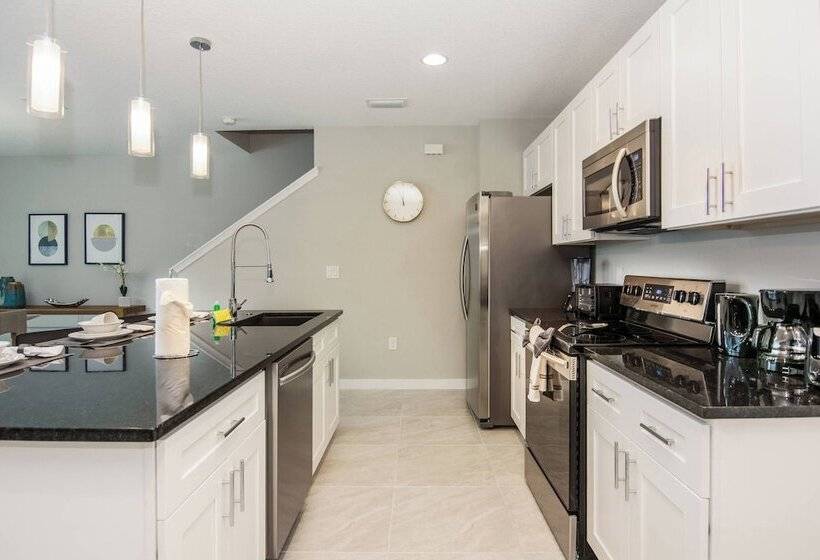 Free Pool Heat! Last Minute Deal! Near Disney 15