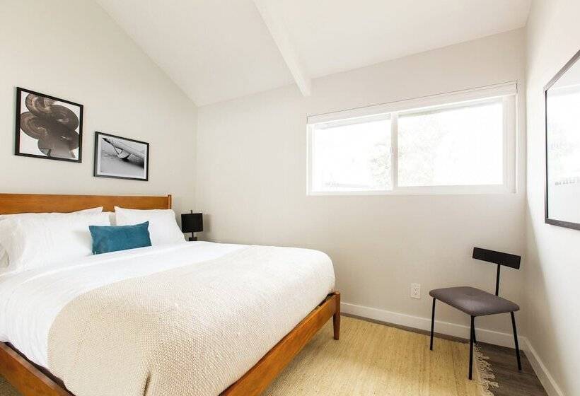 Hamilton Ii By Avantstay Beach House Rooftop Deck Newly Renovated Bungalow