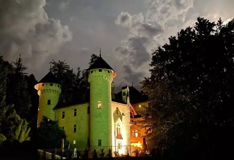 Hotelli Apartment In Serrieres En Chautagne With Pool