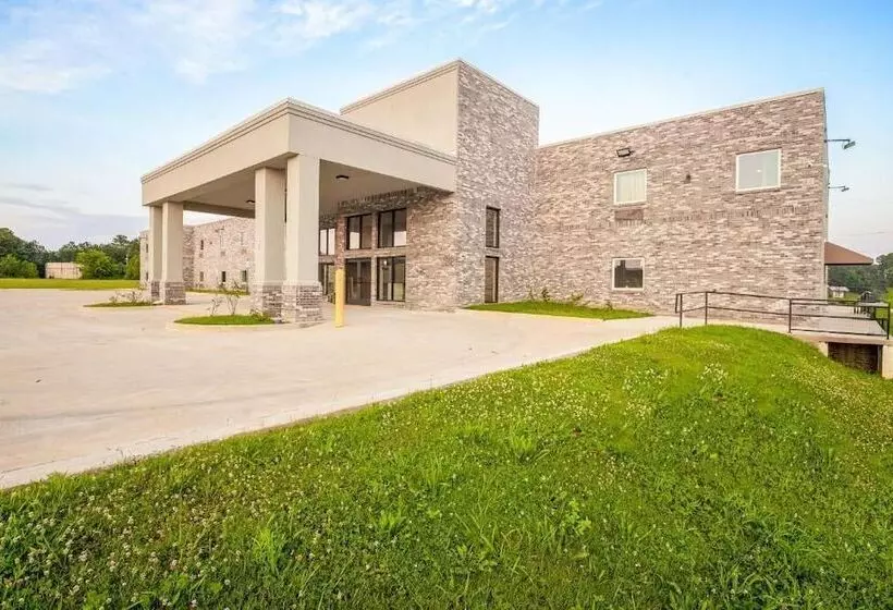 Hotelli Royal Inn & Suites