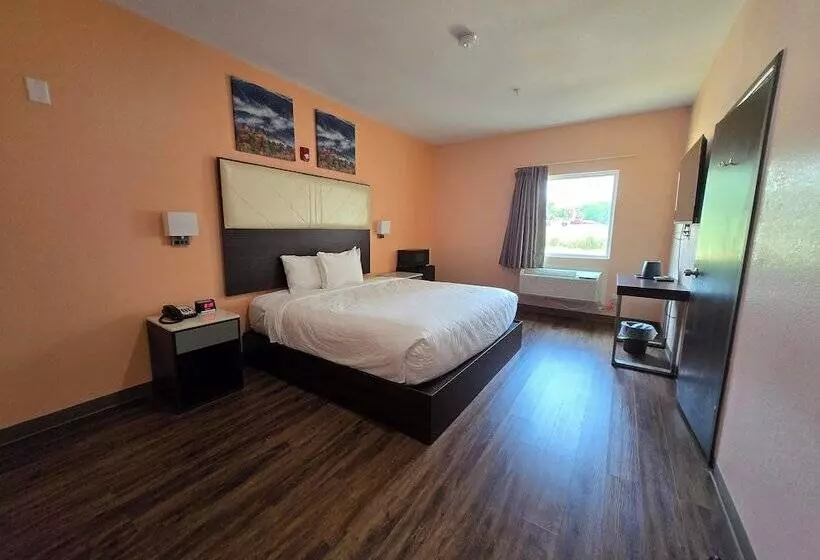 Hotelli Royal Inn & Suites