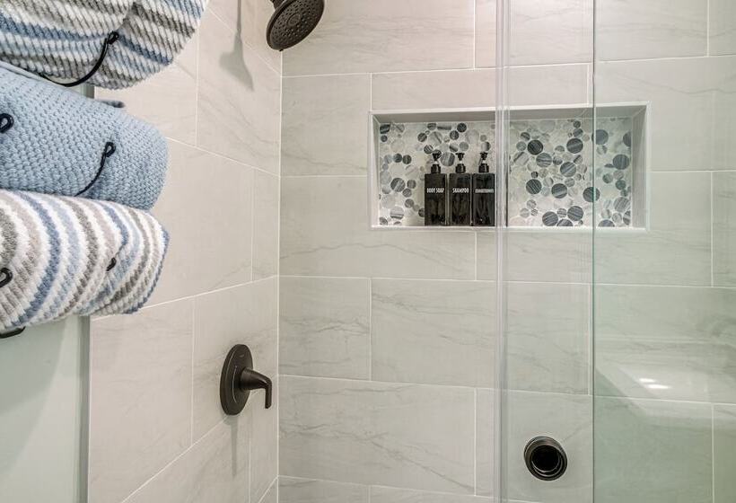 Key West Home On Golf Course W/ Patio & Grill!