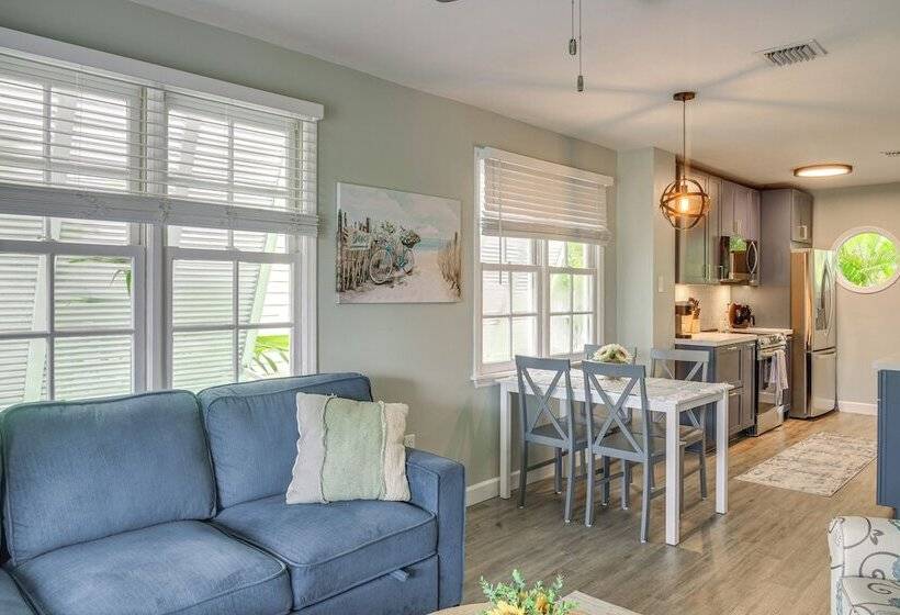 Key West Home On Golf Course W/ Patio & Grill!