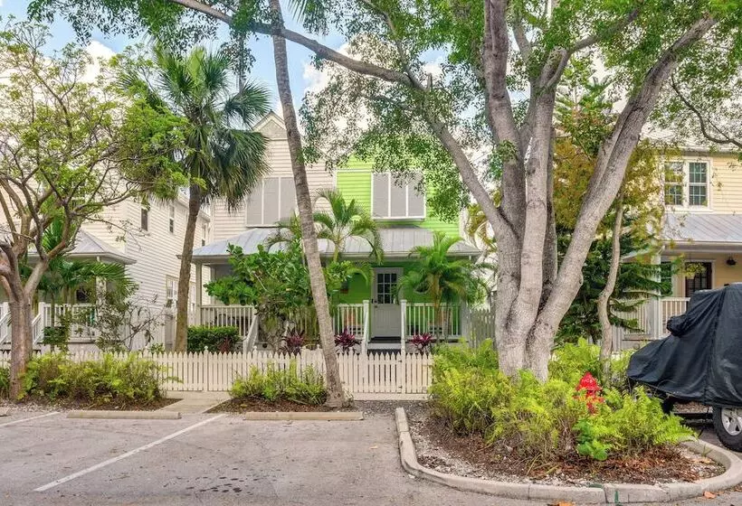 Key West Home On Golf Course W/ Patio & Grill!