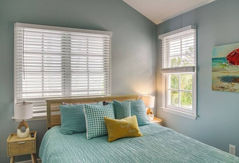 Key West Home On Golf Course W/ Patio & Grill!