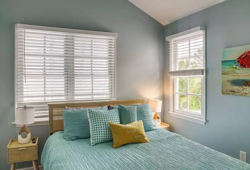 Key West Home On Golf Course W/ Patio & Grill!