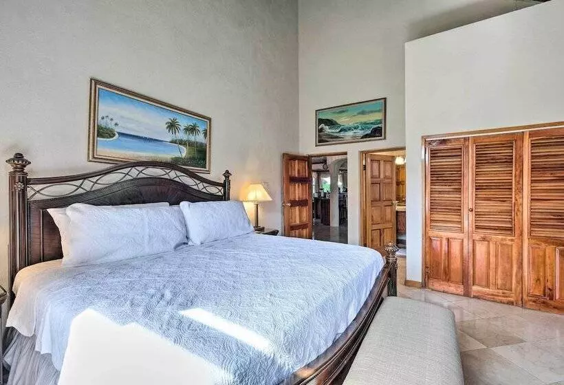 Oceanfront Majestic Beach House W/ Gym + Pool!